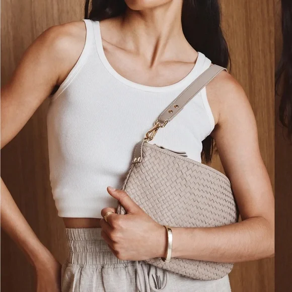 NWT Quince Italian Handwoven Leather Mini Shoulder Bag - Picture 2 of 9